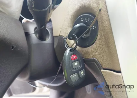 2010 Chevrolet Malibu Ls z USA, uszkodzony, nr VIN 1G1ZB5EB2AF279516